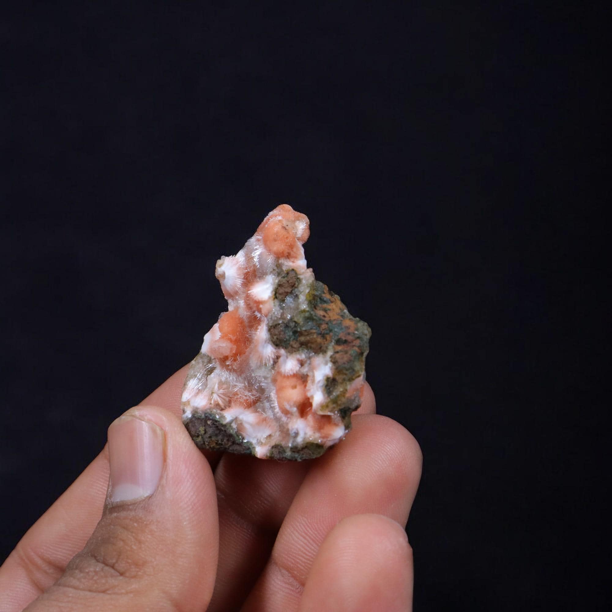 希少なオレンジのトムソナイトとメソライト、天然トムソナイト