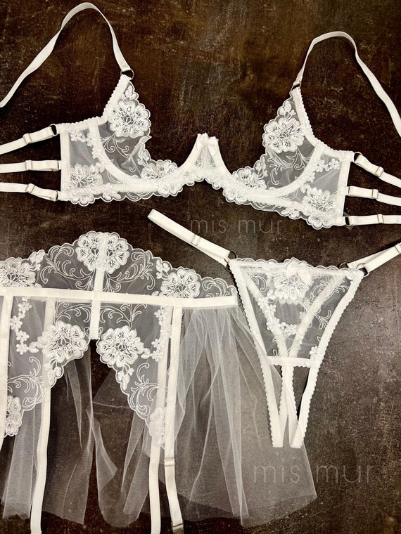 sexy intimate lingerie Lace See Through Open Bra Lingerie Set main image 1