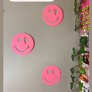 Pink Smiley Face preppy Room decor aesthetic/ wall / wallpaper | Etsy