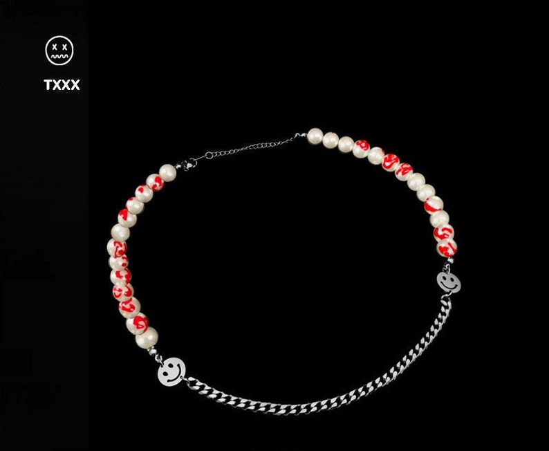 Bloody Pearl Smiley Chain Necklace