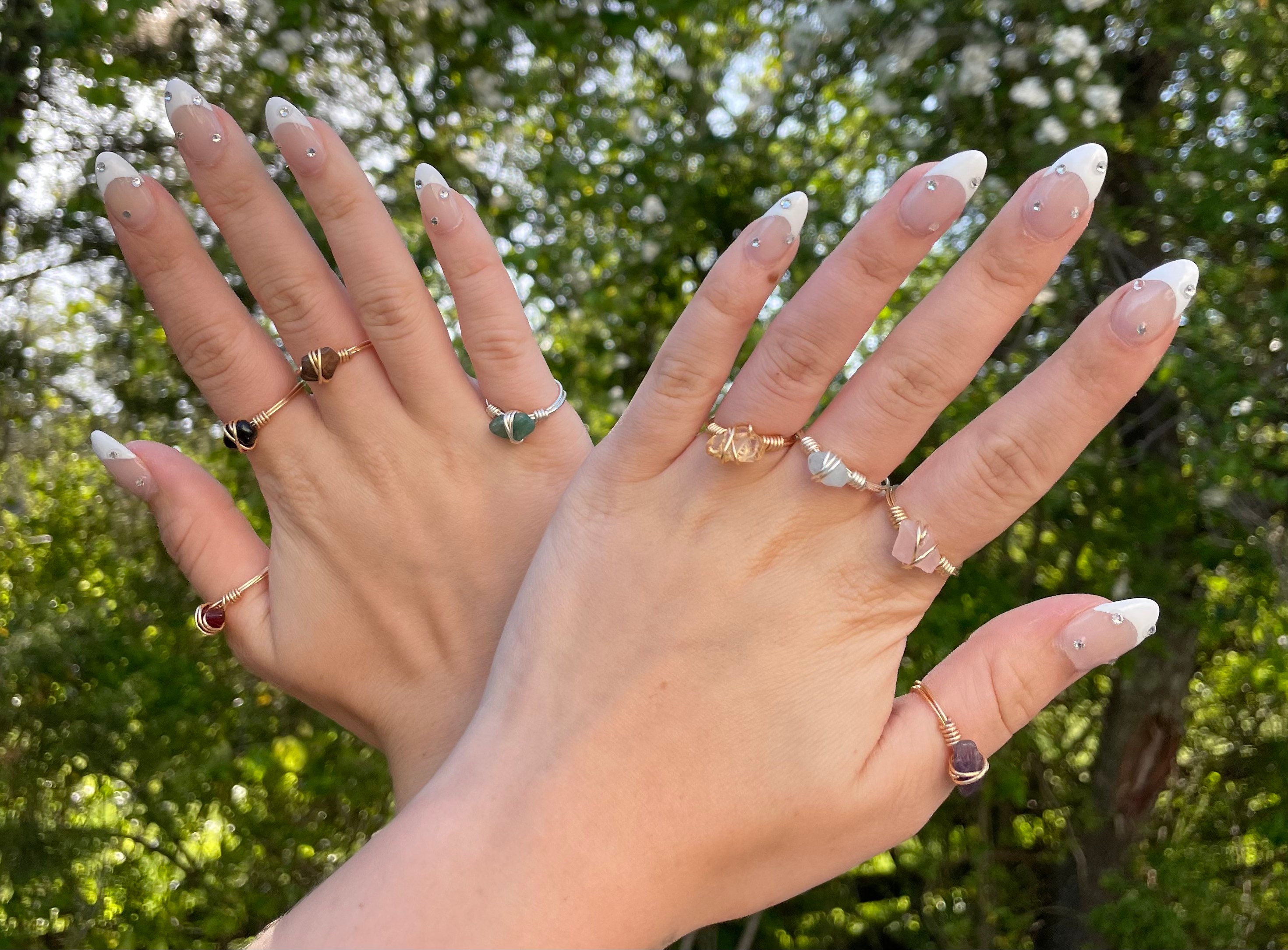 Sieraden Ringen Stapelbare ringen Custom Dainty Crystal Wire Wrapped Rings Minimal Crystal Ring Dainty Crystal Ring Unique Gemstone Rings Dainty Gemstone Ring 