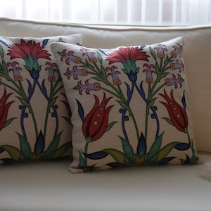 Tulip art design pillow. Ottoman Palace and Harem Room Pillow Cushion. Three tulip pillow model. Christmas Gift, Gift for new year