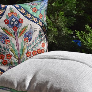 Tulip Design Pillow Tile Pattern Tapestry Lace Pillow| Tulip Tile Pattern Fabric Pillow|Authentic Gobelin Decor|Rug Design Pillow Decor|
