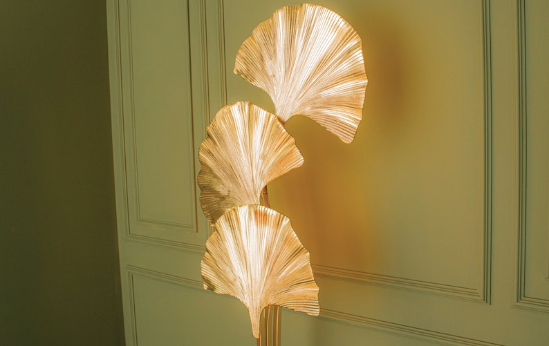 Lampadaire à triple feuille Ginkgo, lampe en or Art déco faite à la main, éclairage de sol de décoration dart de décoration intérieure, éclairage de sol du milieu du siècle MODÈLE : ASTARA image 5