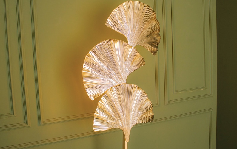 Lampadaire à triple feuille Ginkgo, lampe en or Art déco faite à la main, éclairage de sol de décoration dart de décoration intérieure, éclairage de sol du milieu du siècle MODÈLE : ASTARA image 6