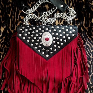 Abbigliamento Molotov Borsa con frange rosse fatte a mano Catena punk in metallo