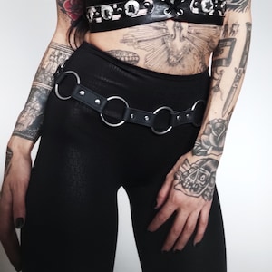 Black Leather O-ring Belt
