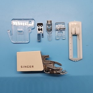 Singer Sewing Machine Presser Feet Walking Foot Buttonhole Zipper Snap-on