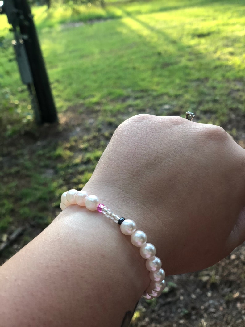 Motherhood pearl bracelet