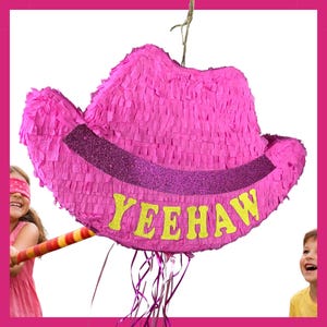 Pinke Cowgirl-Hut-Piñata (58 cm). Stoßfest für extra viel Spaß, individuell gestaltbar. Farben und Details frei wählbar. Bild 1