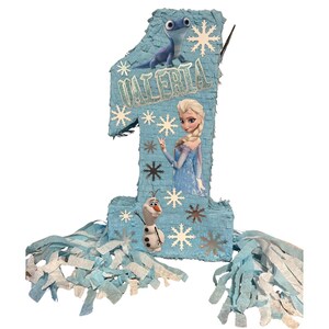 23-CALOWA PIÑATA Z KRAINY LODU. Odporna na uderzenia dla dodatkowej zabawy. Wybierz swoją postać, kolory i detale. zdjęcie 12