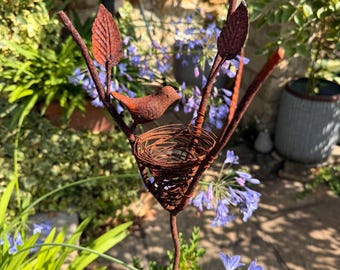 Metal Bird Nest Stake