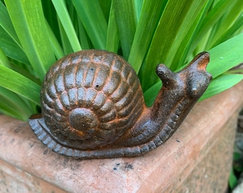 Small Cast Iron Snail