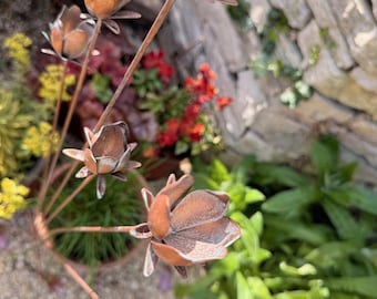 Six Flower Bud Garden Stake