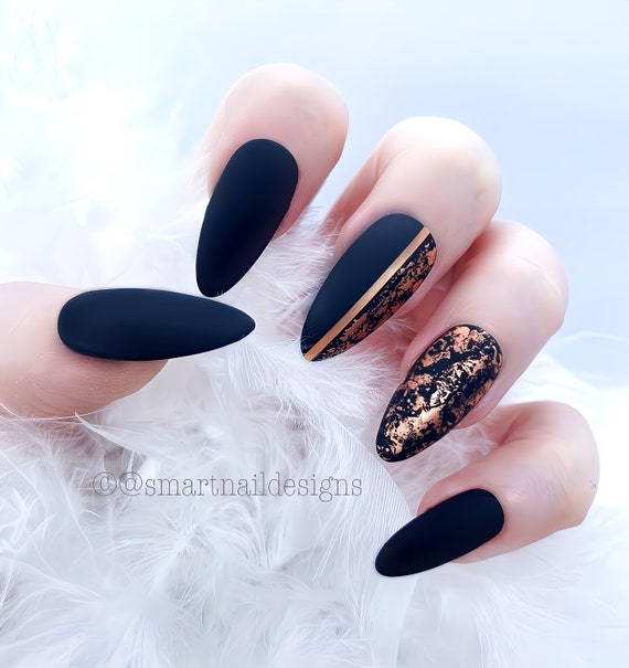 AUTUMN SALE] Matte Grey with Gold Glitters Long Press On Nails – Belle Rose  Nails