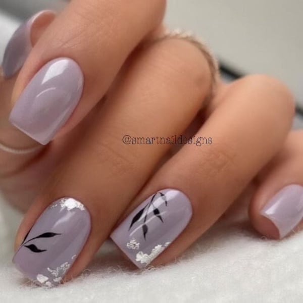 Lavender Chrome Leaf Press On Nails | Chrome Nails | Lavander False Nails | Leaf Nails | Nails in image, Short Square