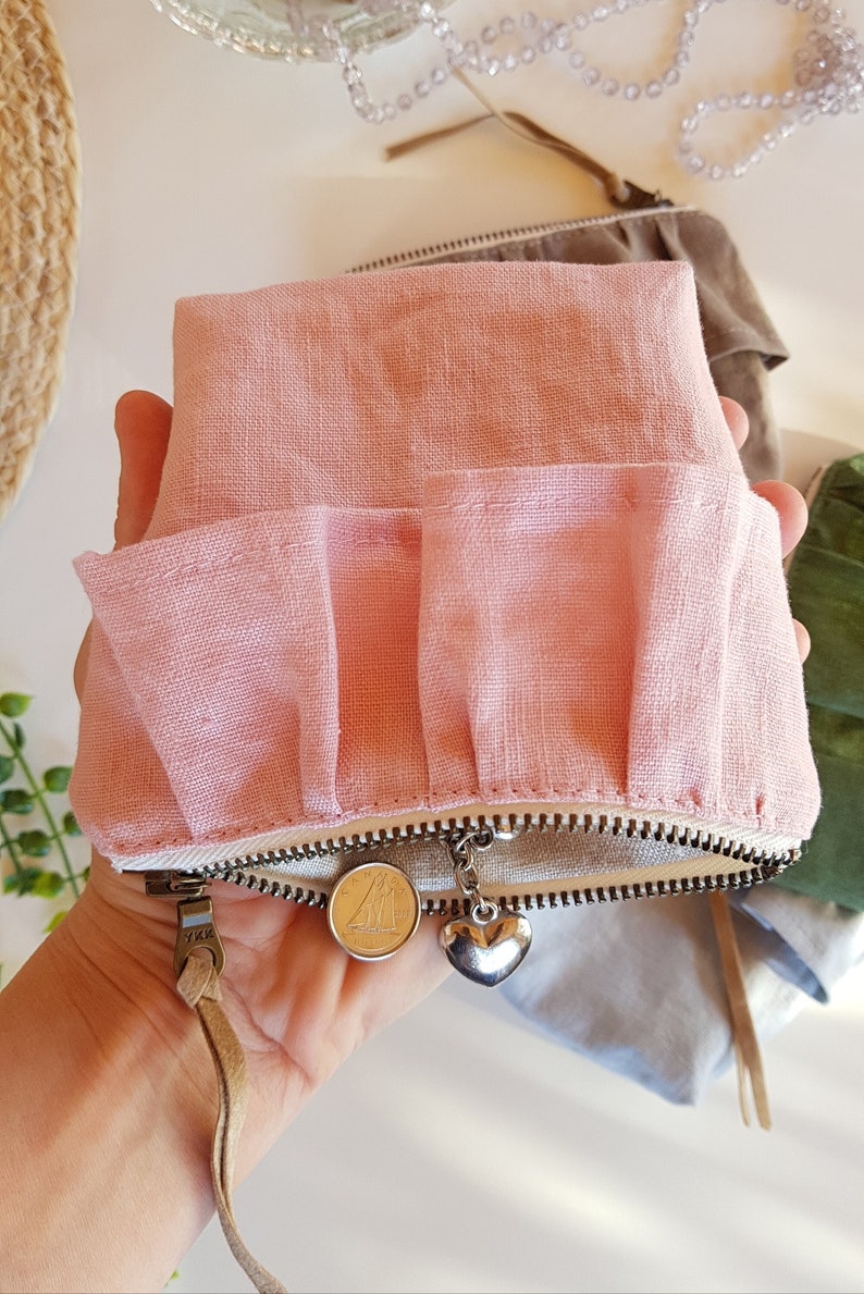 Handmade small ruffle linen pouch. Mini zip coin purse. Headphone credit card holder. Minimalist wallet pouch. Aesthetic small storage bag. Baby pink