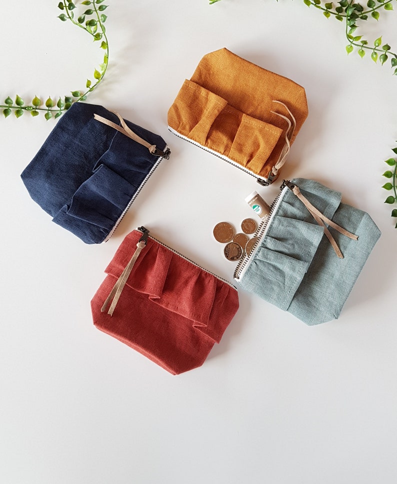 Ruffle linen coin pouch. Zip coin purse. Small zipper change pouch made of linen. Mini coin purse. Card holder. Minimalist wallet pouch image 8