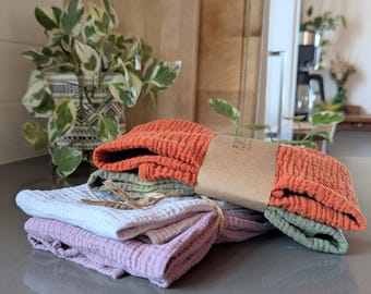 Set of 4 Thin gauze towel- Soft crinkle Organic Muslin kitchen towel, Quick drying hand towels, Mix and match waffle cotton tea towels gift