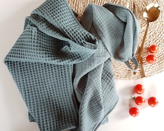 kitchen towels set. Waffle weave and soft crinkle thin gauze tea towels. Cute quick drying natural cotton hanging hand towel. Dish towel set