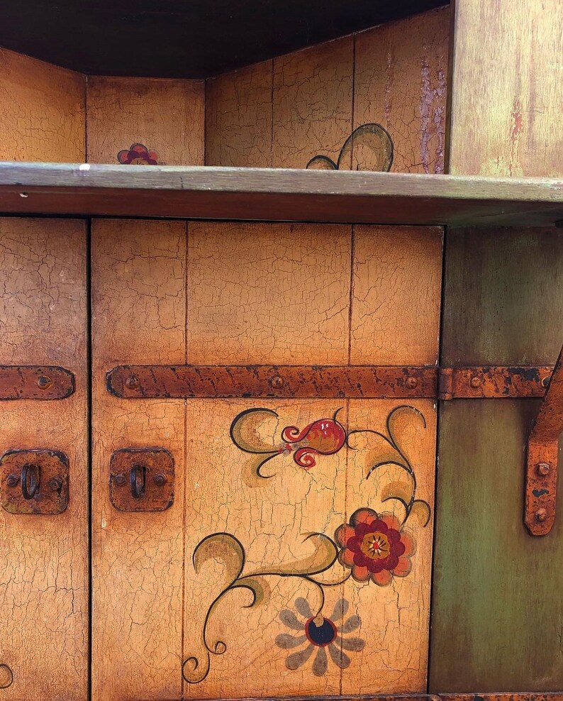 Exceptional Monterey Furniture Corner Floral Painted Etsy