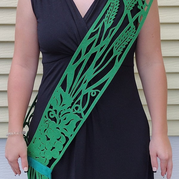 Earthen Grace stole