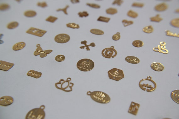 Custom nameplate 2024 jewelry wholesale