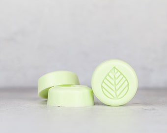 Set of 3 Handcrafted Round Guest Soaps |  Fresh Citrus Verbena Scent | Corsica Leaf or Bee Soap | Decorative Round Soap