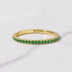 Dainty Emerald Ring, Emerald Stacking Ring, May Birthstone, Minimalist Emerald Ring, Gift for Her, Gemstone Ring, Promise Ring, Dainty Ring