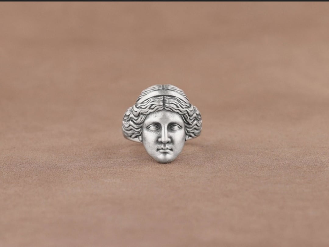 Venus Ring, Goddess Venus Silver Ring, Mythological Jewelry, on Sale