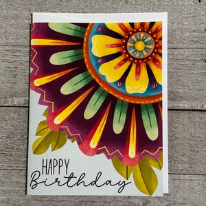 Cartão de felicitações folclórico de feliz aniversário: cartões feitos à mão em branco feitos sob encomenda, perfeitos para sua própria mensagem no interior