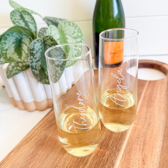Personalized Champagne Glasses, Engraved Champagne Glasses, Custom Champagne Glasses, Bridesmaid Gifts, Bridesmaid Proposal,
