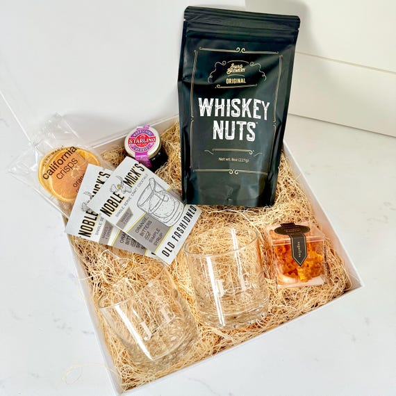 Personalized Whiskey Glass Gift Box – Engraved Glass, Nuts, Ice Mold & Old Fashioned Mix