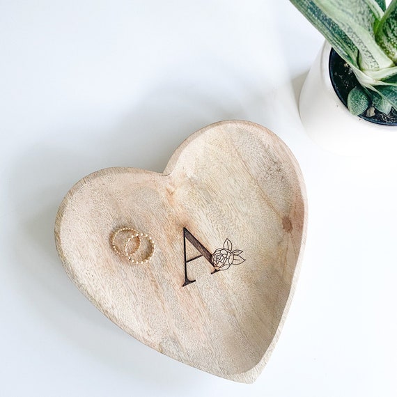 Personalized Heart Ring Dish | Custom Jewelry Tray | Bridesmaid Gift | Valentines Day Gift | Jewelry Holder Personalized