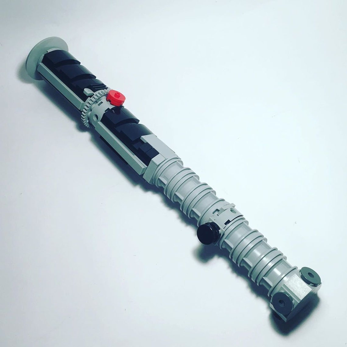 INSTRUCTIONS for a LEGO Lightsaber Inspired by Quinlan Vos Lightsaber