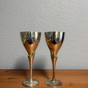 Vintage Set of 2 Champagne Flutes Unique