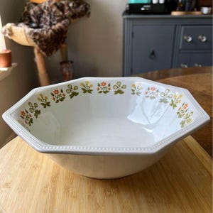 Vintage Johnson Brothers Serving Bowl Ironstone Posey