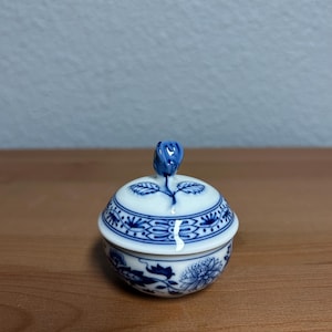 Vintage Hutschenreuther Trinket Box Blue and White Original Box