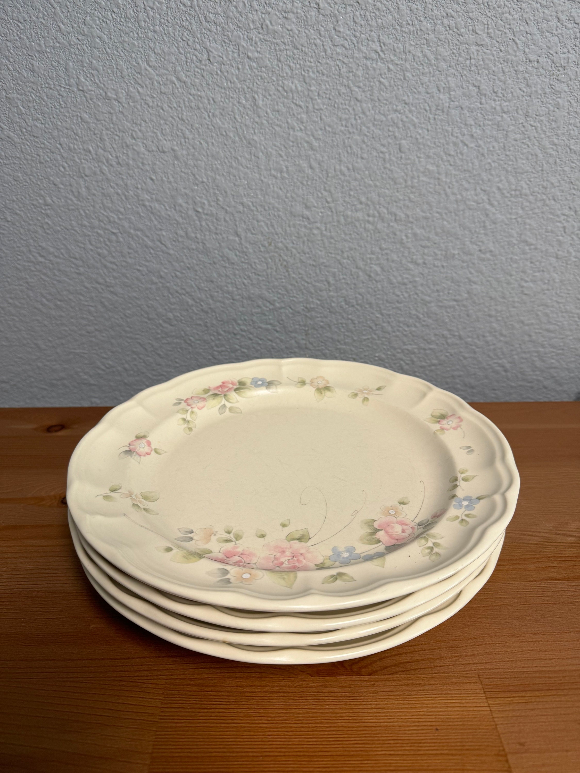 Vintage Pfaltzgraff Tea Rose Set of Dinner Plates