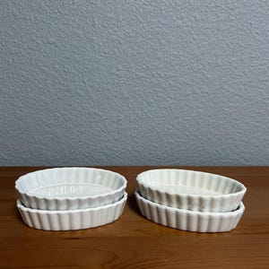 Vintage Set of 4 Soufflé Dish Bake Ware White