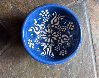 Vintage Blue and White Hand Painted Turkish Bowl