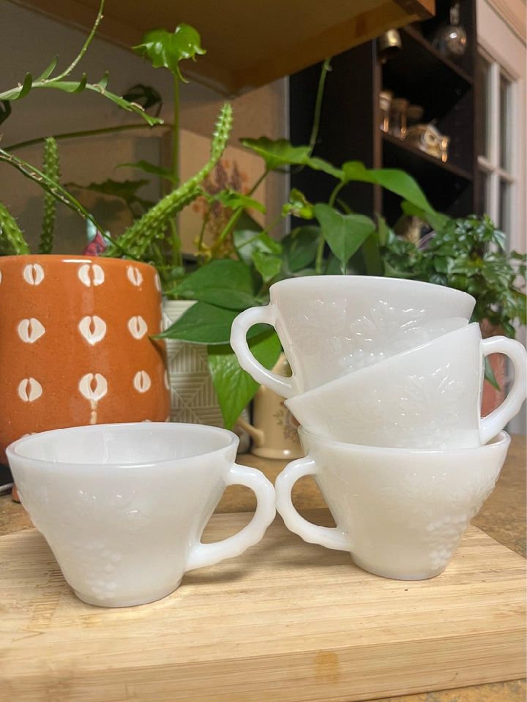 Vintage Set of 4 Milk Glass Coffee Cups/ Tea Cups Grape Motif Etsy