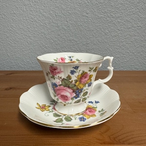Vintage Royal Albert Tea Cup and Saucer England Fine Bone China