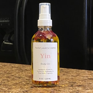 Vanilla Rose Body Oil – Women’s Moisturizing Floral Body Oil, Soft & Hydrating Skincare, Self Care Gift for Her