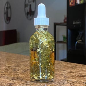Road Opener Oil - ritual oil to remove blockages and open roads