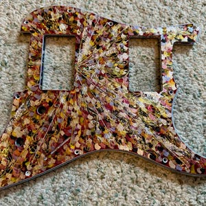 Hand Painted Reds and Golds Custom Pick Guard for Humbucker Strat HH Guitar 11 Hole