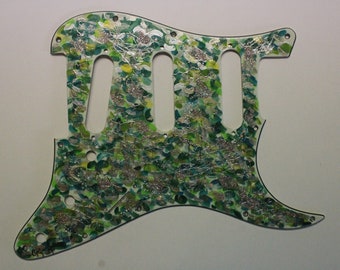 Golpeador de guitarra Fender Stratocaster Greens & Silvers, único en su tipo, pintado a mano, de 11 agujeros, artículo para Stratocaster.