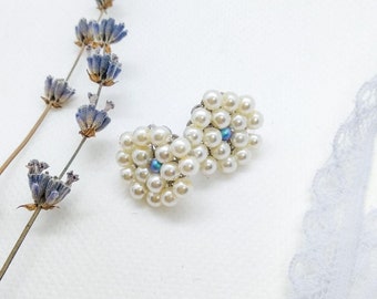 White pearl Earrings, Lightweight white blue earrings, Pearls Earrings, handmade earrings