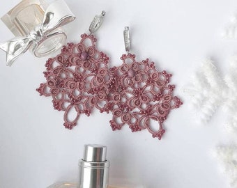 Burgundy tat lace earring, Tatting Earrings, Lightweight, Light Earrings, Lace Earrings, handmade earrings,  frivolite earrings