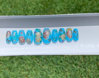 Campo de mariposas, prensa en las uñas, prensa pintada a mano en las uñas, listo para enviar, uñas falsas, uñas falsas personalizadas, uñas postizas, uñas de gel